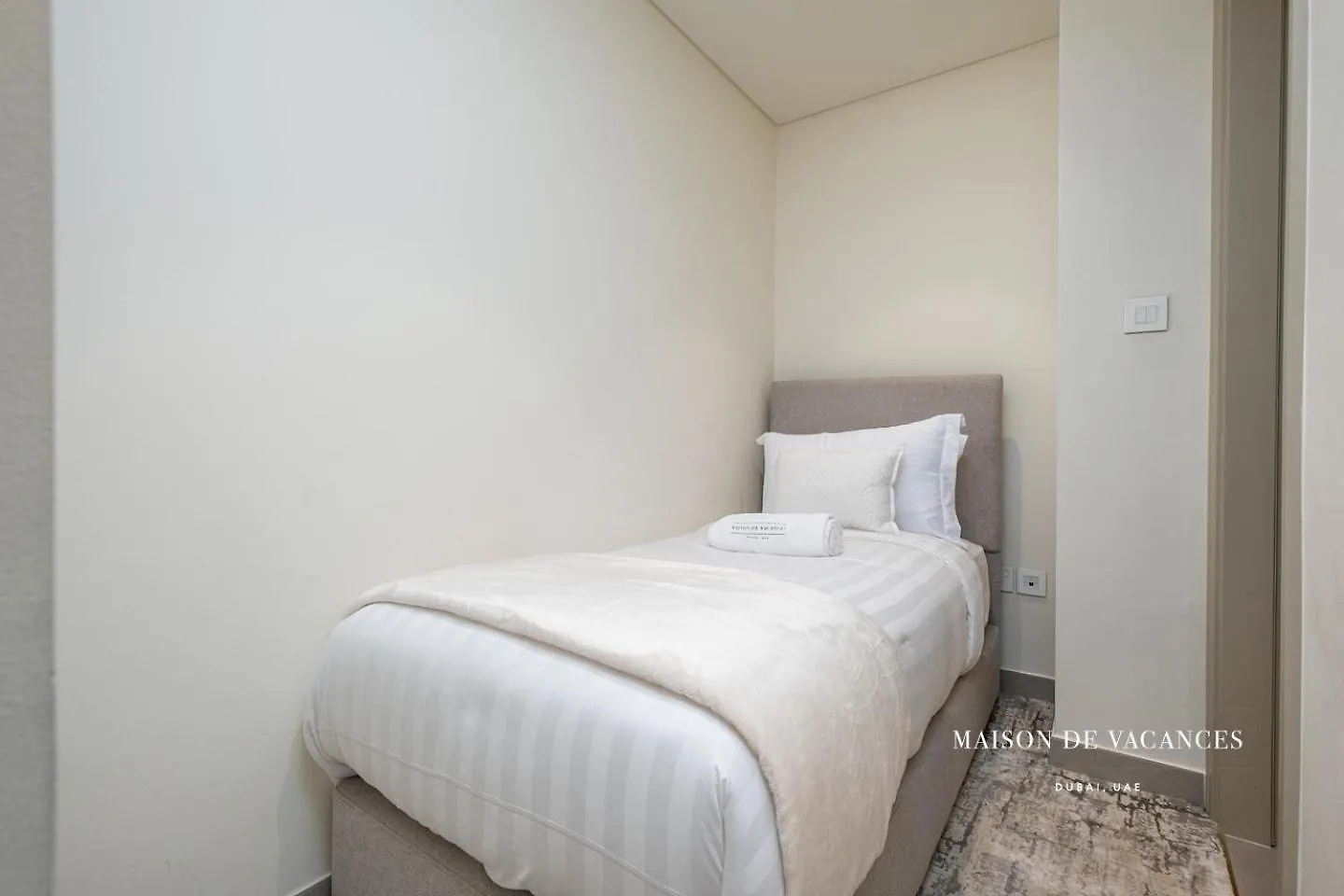 Apartment Three Bedroom In Downtown With Burj Khalifa View Dubai